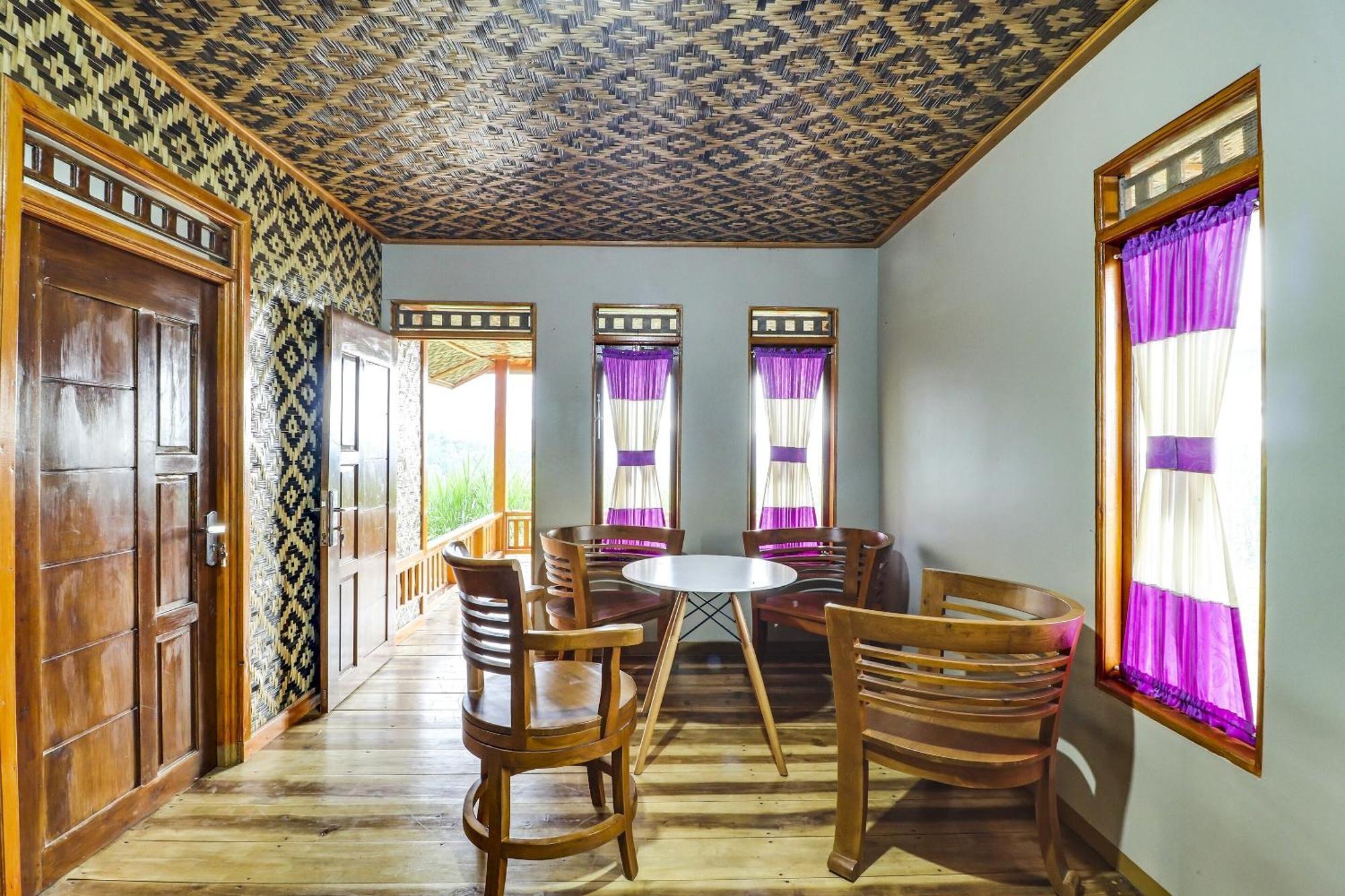 Oyo Homes 90956 Desa Wisata Guranteng Pendjalu エクステリア 写真