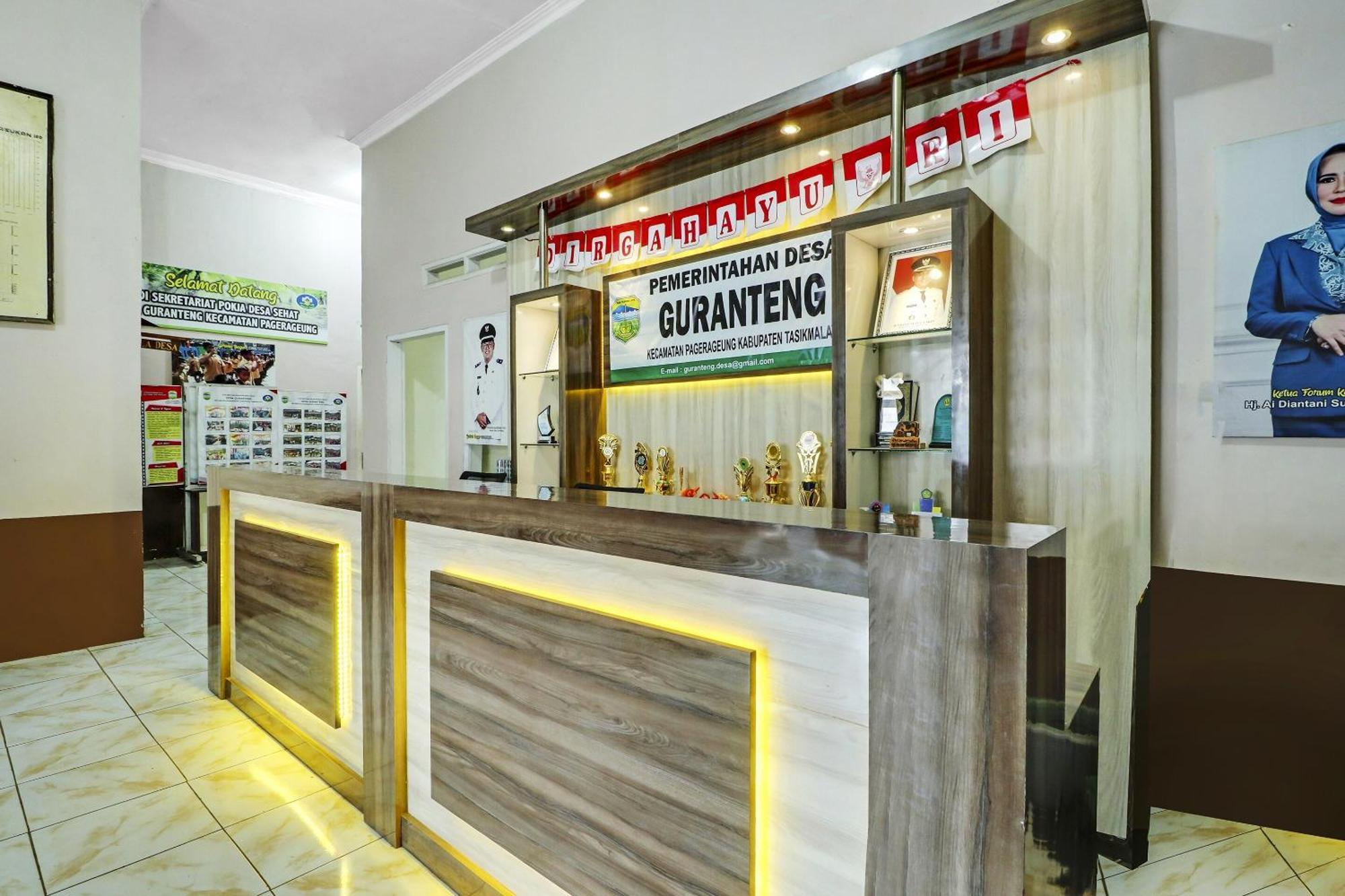 Oyo Homes 90956 Desa Wisata Guranteng Pendjalu エクステリア 写真