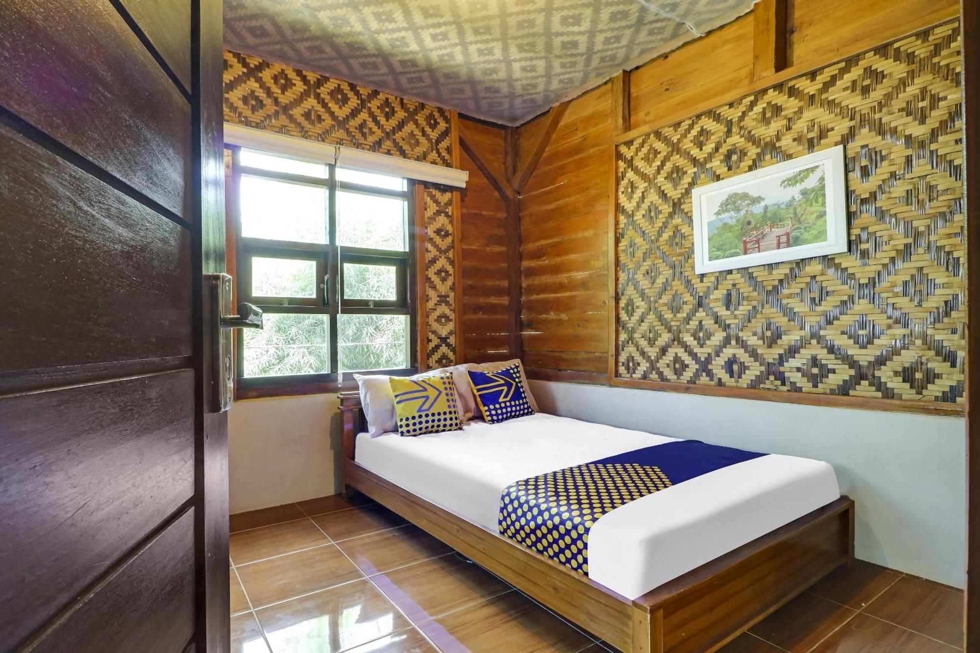 Oyo Homes 90956 Desa Wisata Guranteng Pendjalu エクステリア 写真