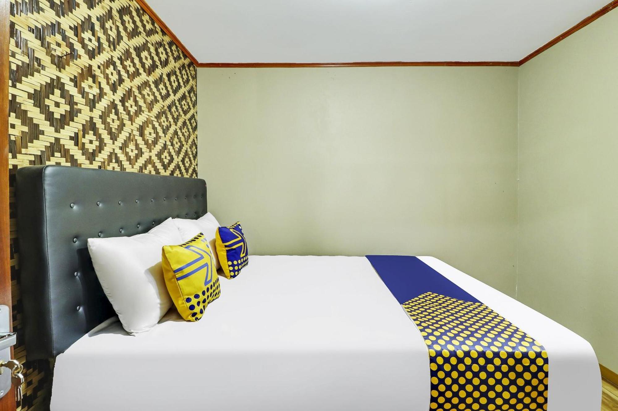 Oyo Homes 90956 Desa Wisata Guranteng Pendjalu エクステリア 写真