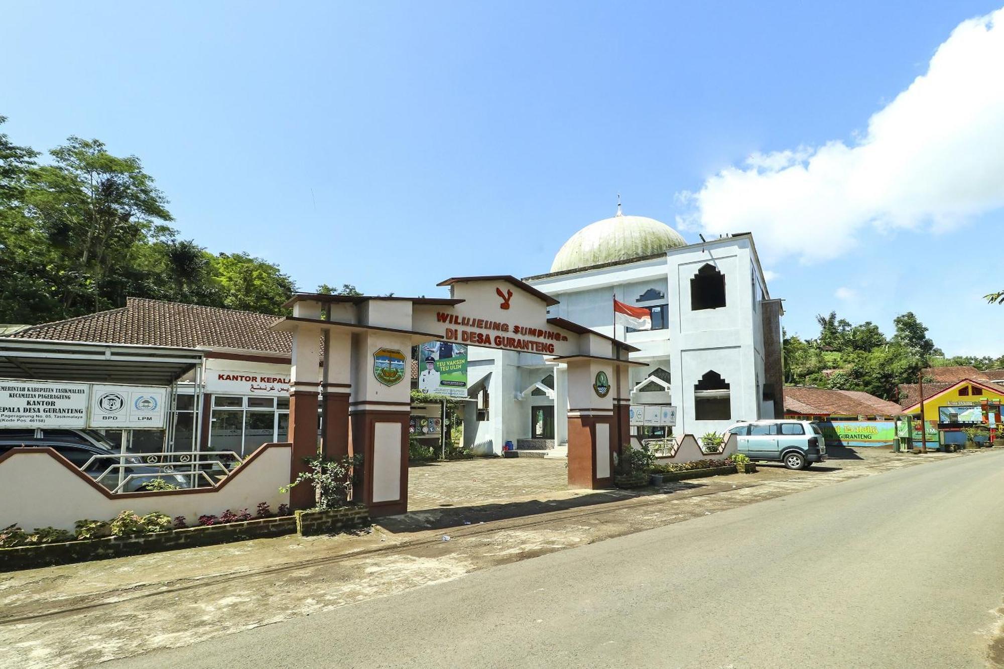 Oyo Homes 90956 Desa Wisata Guranteng Pendjalu エクステリア 写真