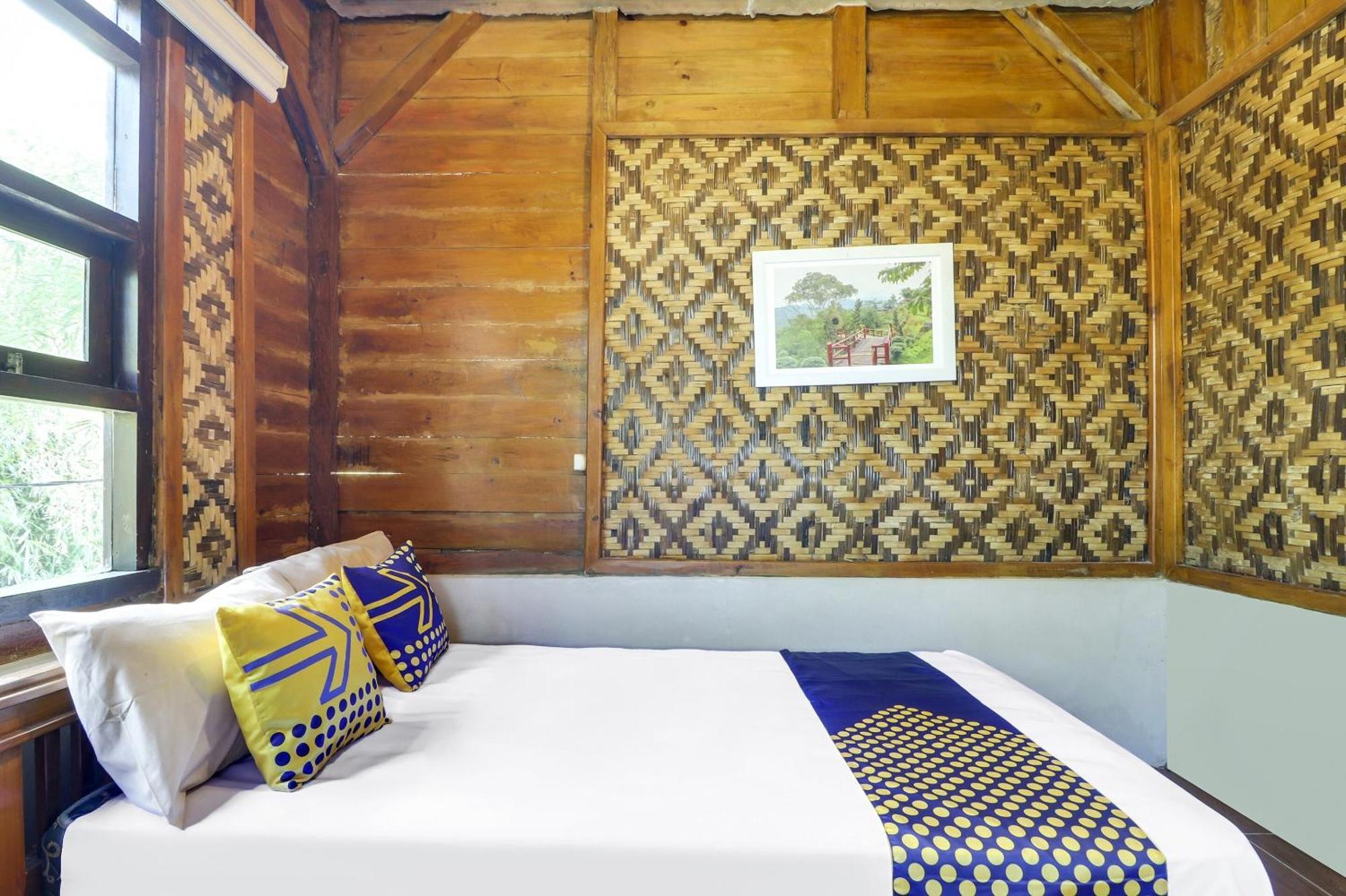Oyo Homes 90956 Desa Wisata Guranteng Pendjalu エクステリア 写真